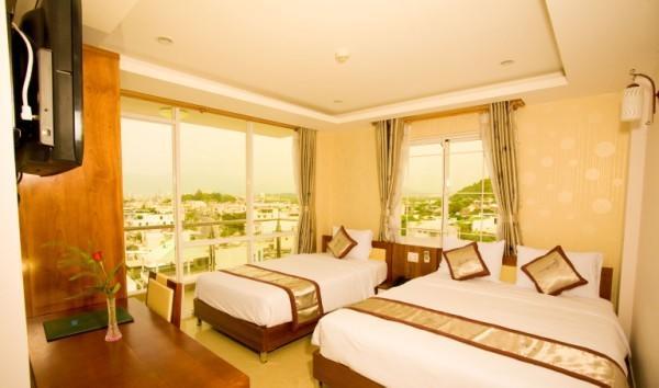 Ngoc Hong Hotel Nha Trang Buitenkant foto