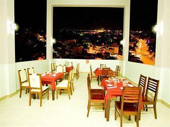Ngoc Hong Hotel Nha Trang Buitenkant foto