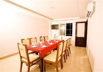 Ngoc Hong Hotel Nha Trang Buitenkant foto